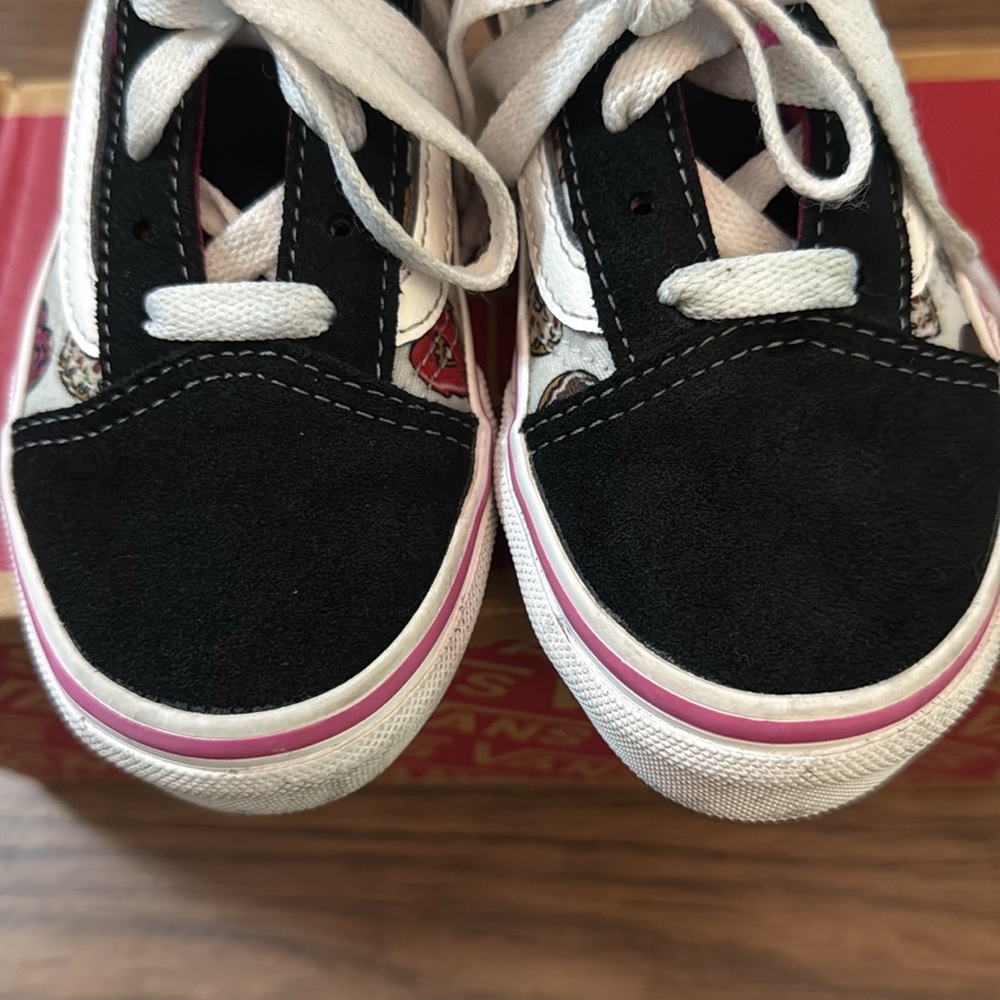 Vans Old Skool Kids Sneakers Black Pink Donuts Size 12 - Picture 3 of 11